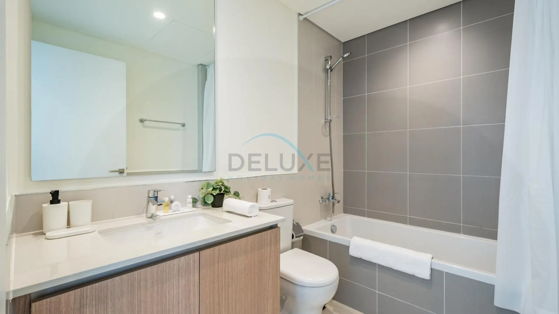 Conveniently Located Near Airport And Expo City 4Br Townhouse With Assistant Room At Parkside 2, Dubai South By Deluxe Holiday Homes 0*,