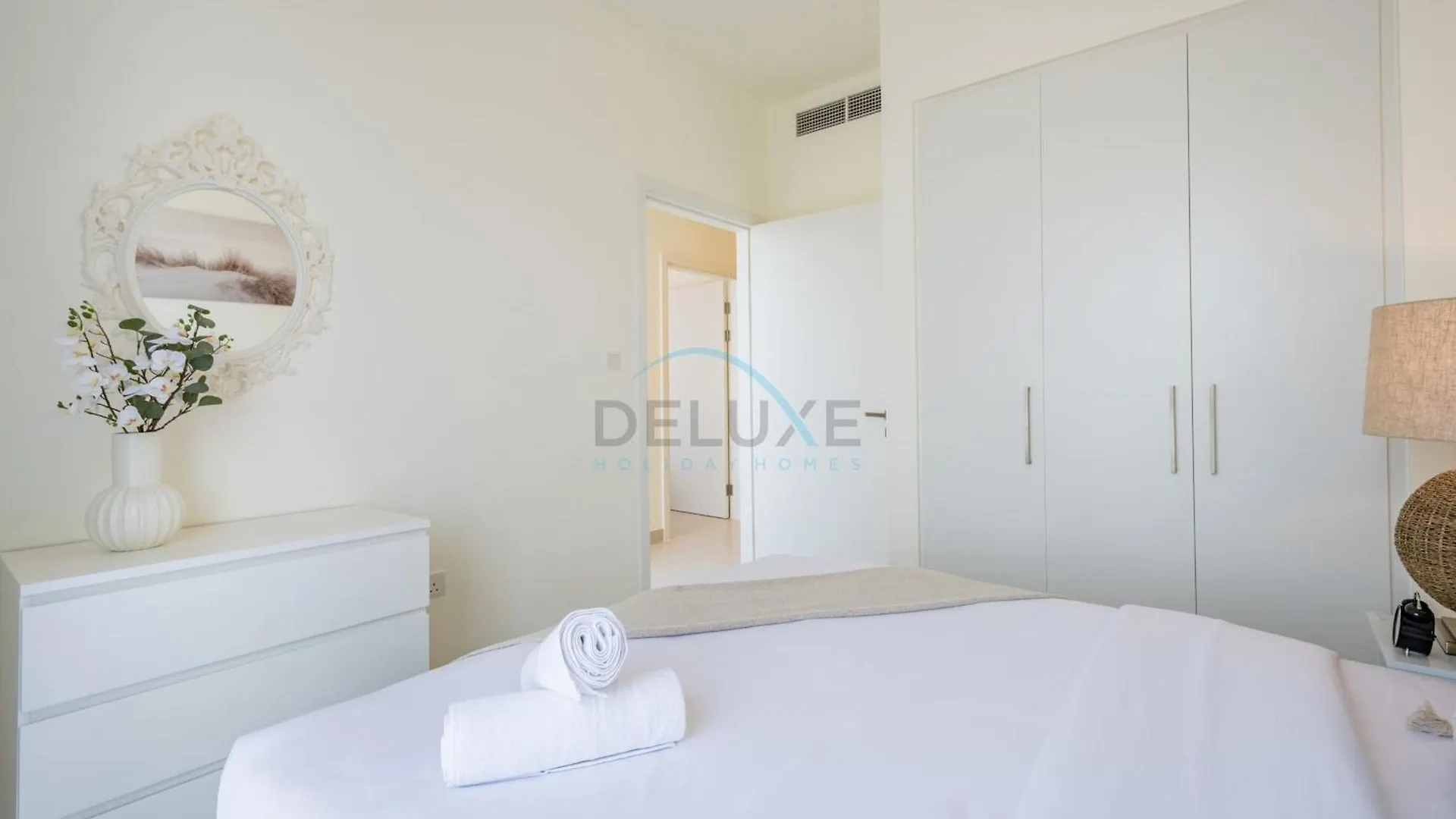 Conveniently Located Near Airport And Expo City 4Br Townhouse With Assistant Room At Parkside 2, Dubai South By Deluxe Holiday Homes Apartment